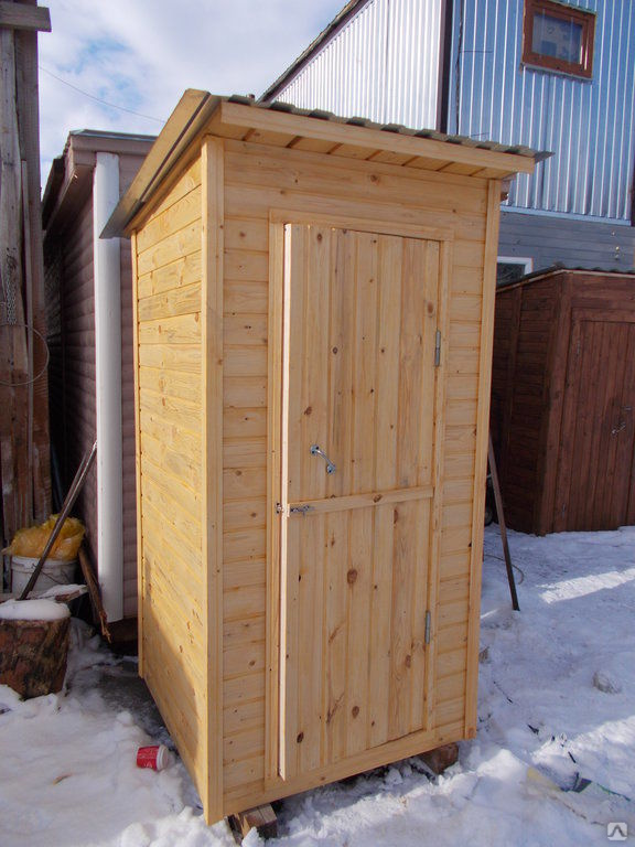 Где можно купить дачный туалет. Дачный туалет 1х1.20 каркас. Дачный туалет 1мх1м. Туалет дачный деревянный. Туалет деревянный для дачи.