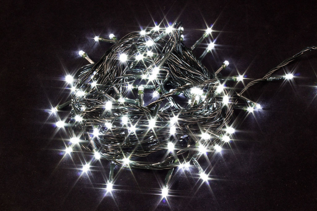 Гирлянда "Нить", 16 м, 200 LED, 220 В, 8 режимов, зеленый провод, белый