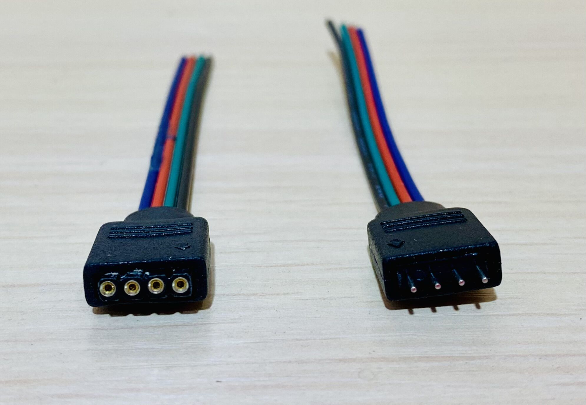 Коннектор соединительный 4PIN (гнездо и штеккер 9 см) для лент RGB