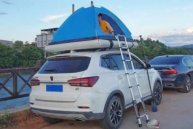 Надувная платформа под палатку на крышу автомобиля
