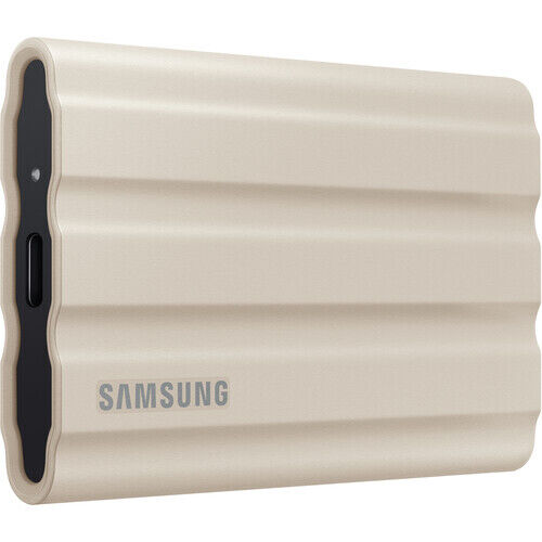 Внешний диск SSD Samsung 2TB T7 Shield Portable SSD (Beige) защищенный бежевый