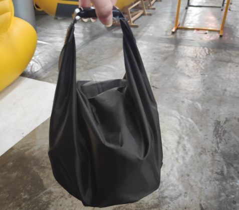 Брызгозащитная сумка из Таффеты