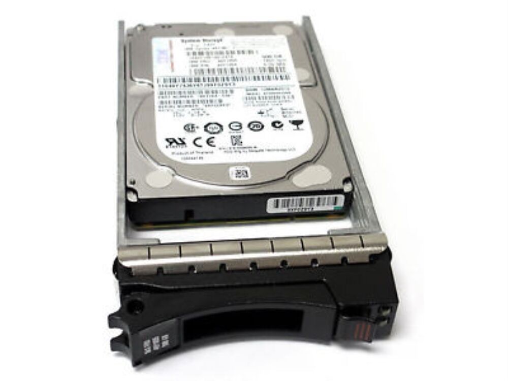 Жесткий диск IBM 600GB 10K 6G 2.5 SAS HDD 49Y2048 49Y2052 49Y2051 Накопители